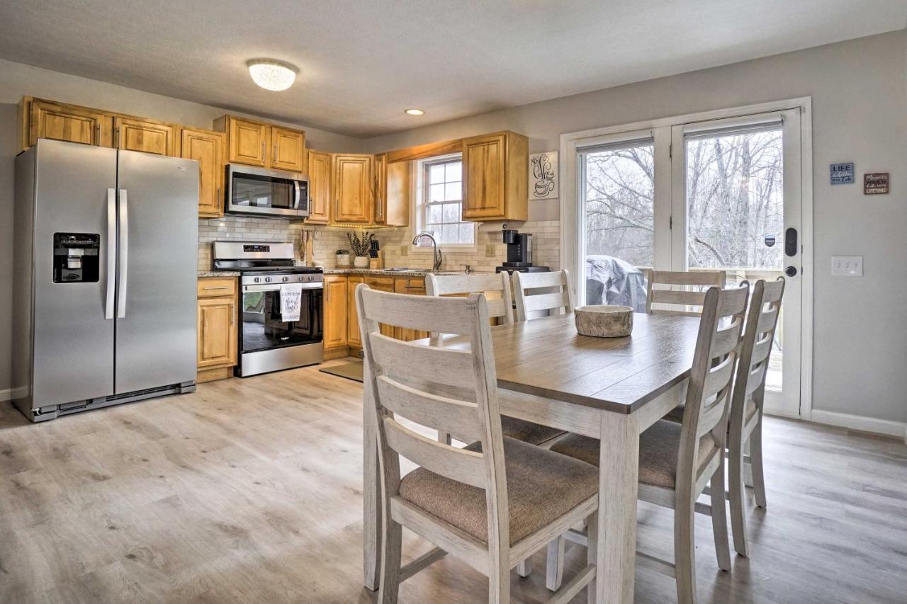 Renovated With Pond And Fire Pit * Logan