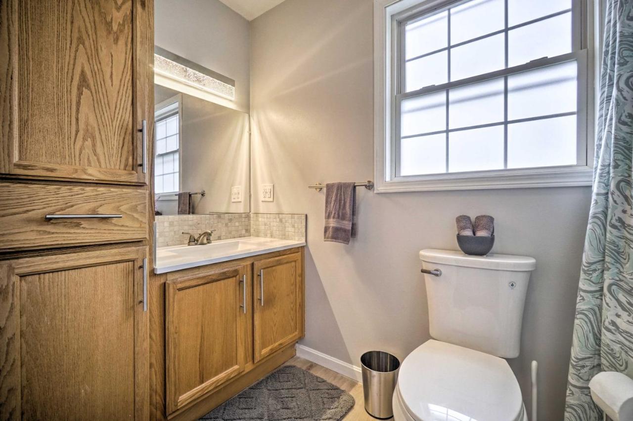 Renovated With Pond And Fire Pit