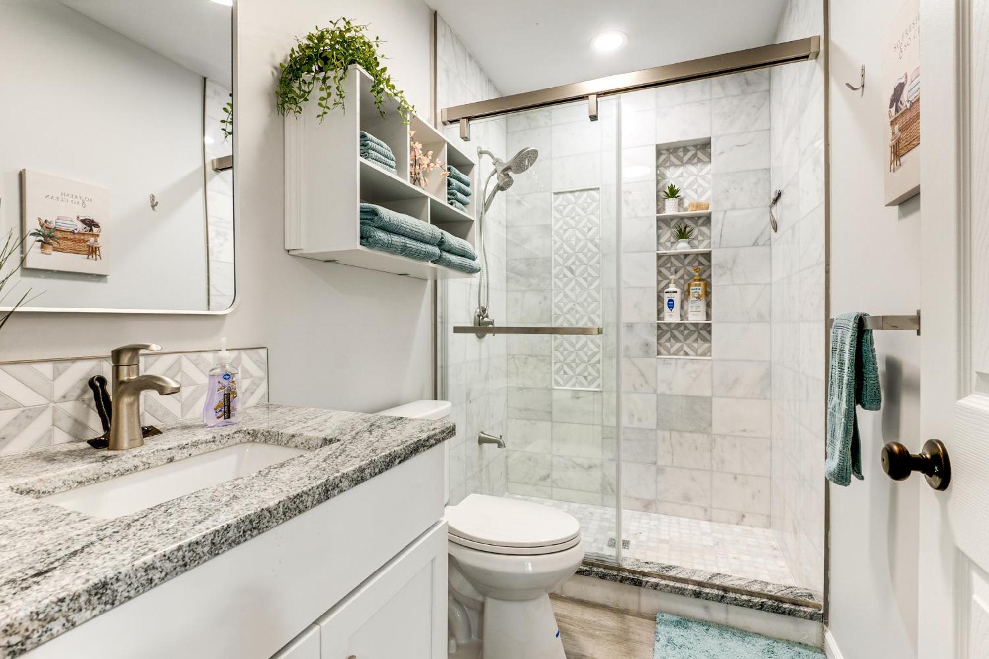 Renovated With Pond And Fire Pit *