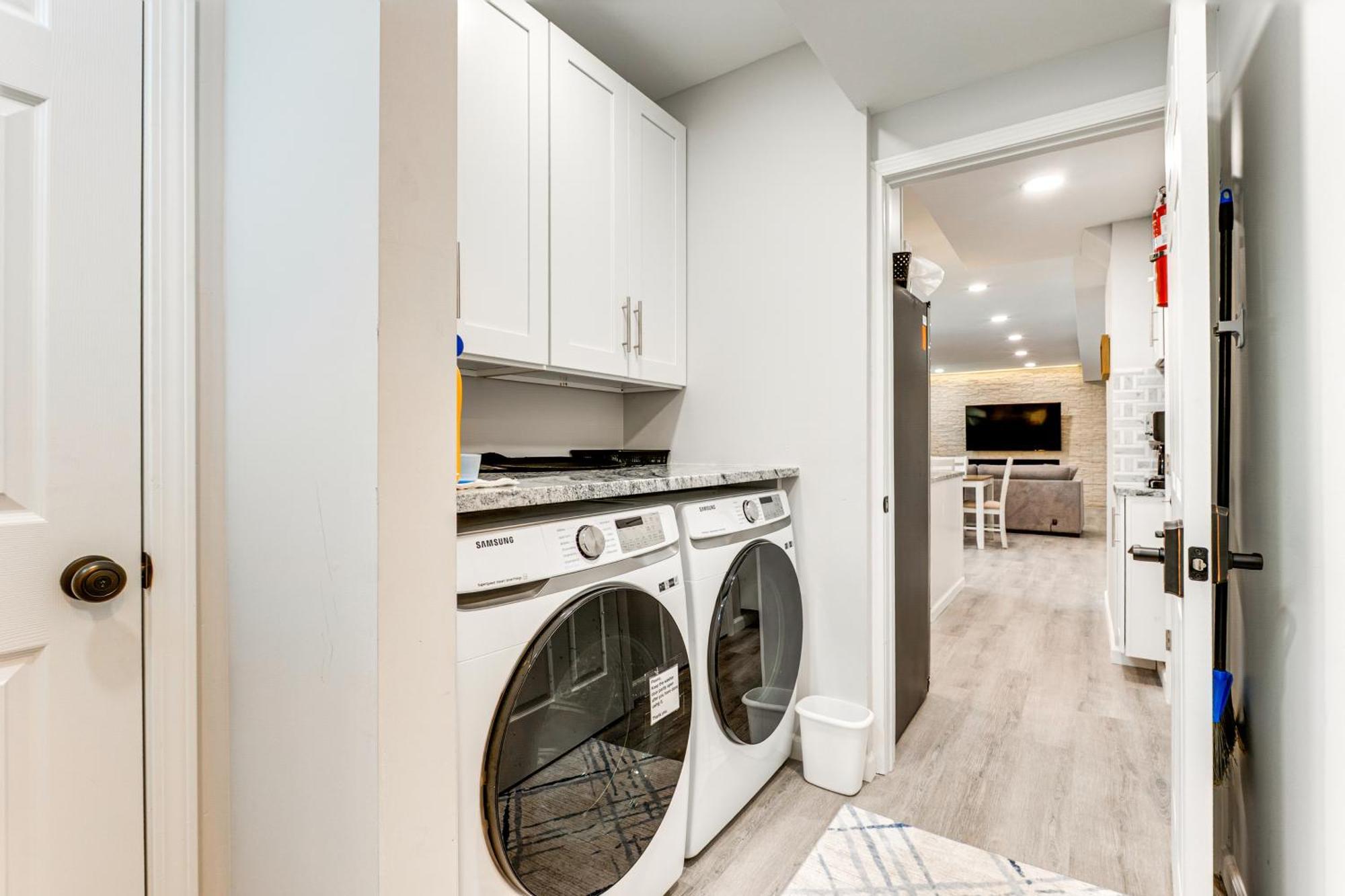 Renovated With Pond And Fire Pit * Logan
