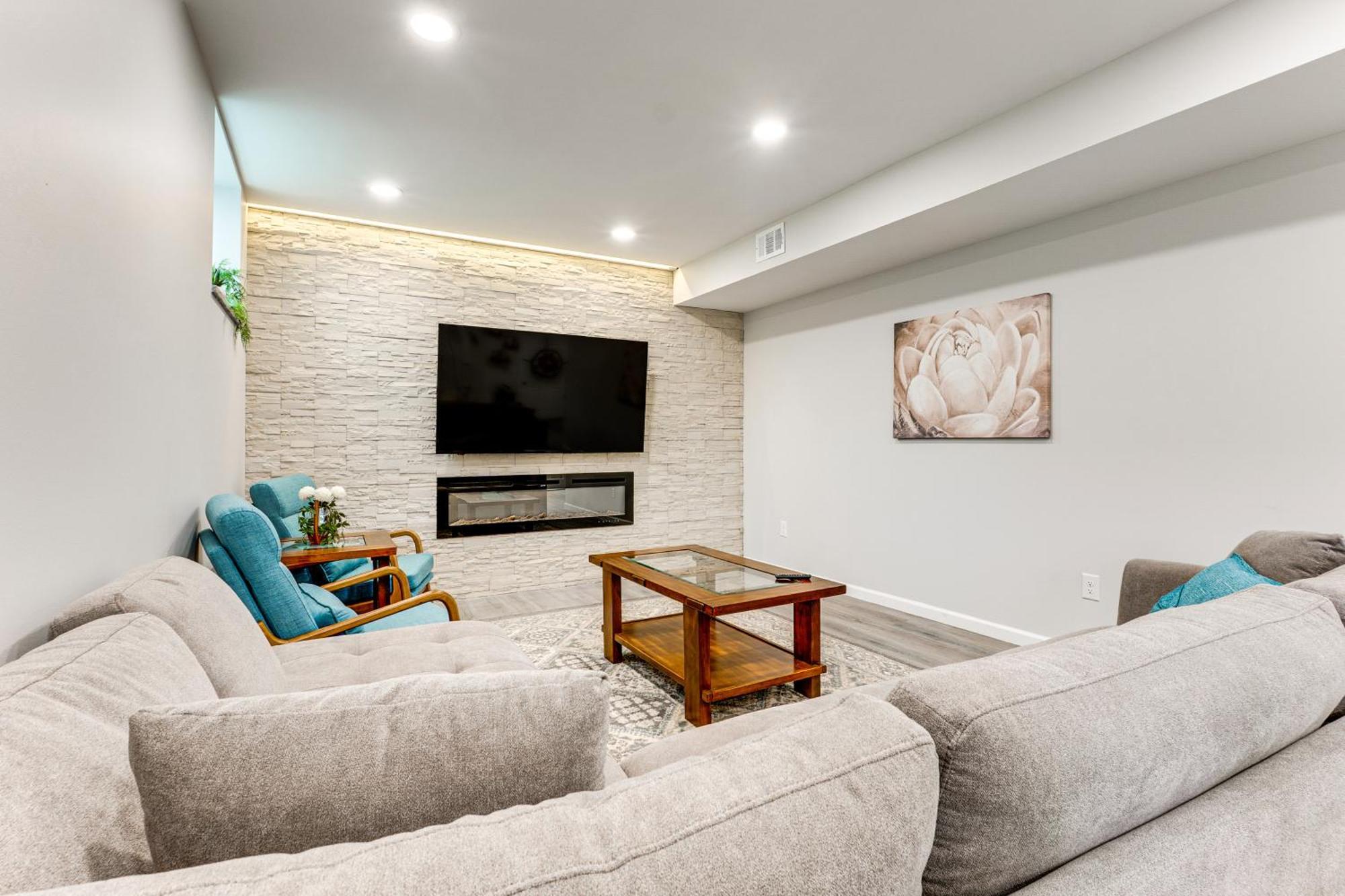 Holiday home Renovated With Pond And Fire Pit *